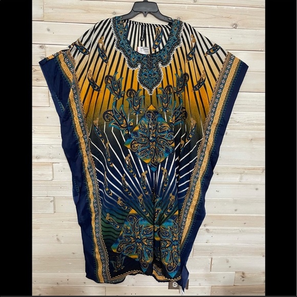 💕3/$24, adorable kaftan - Picture 2 of 6
